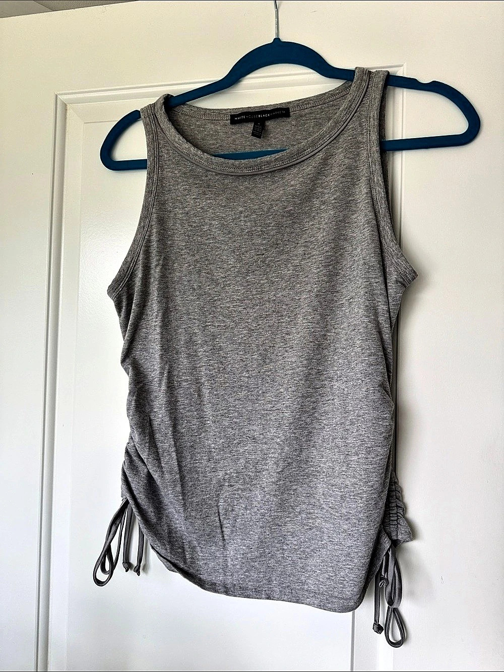 White House Black Market Ruched Side-Tie Tank Top in Gray Size Small